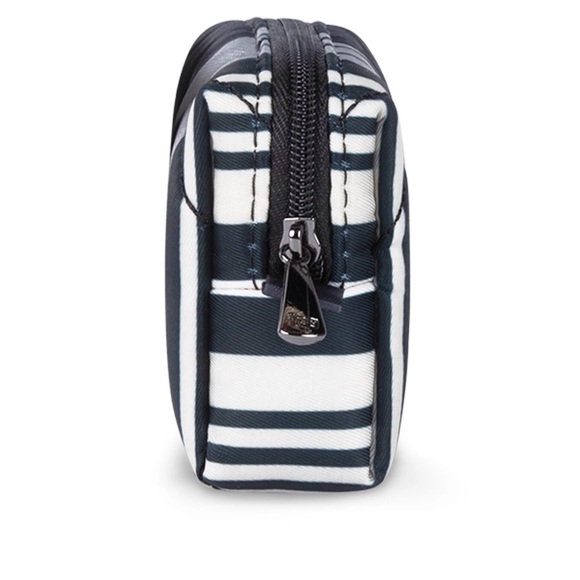 NWT Lug Choo Choo Mini pill case - Picture 2 of 4